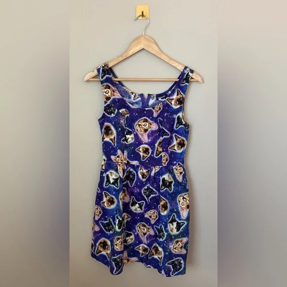Small Retrolicious Cat Galaxy 100% Cotton Dress - Picture 1 of 5
